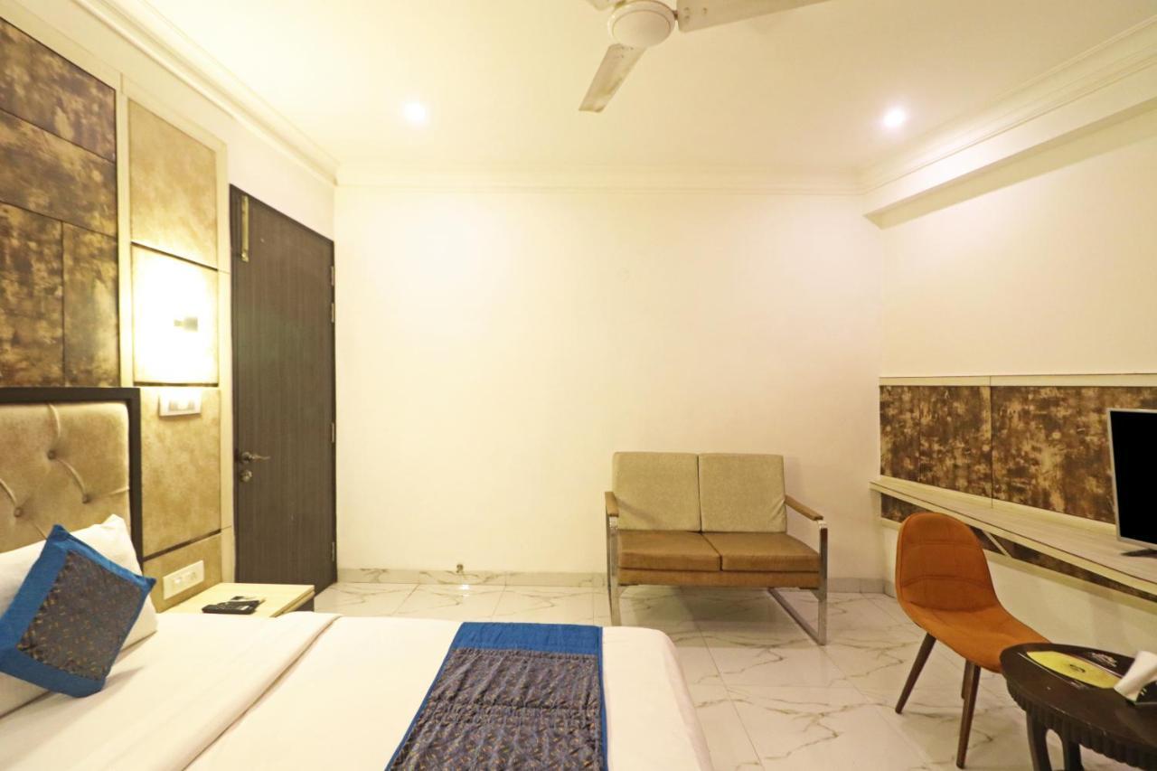 Hotel Almora Near Delhi Airport New Delhi Eksteriør billede