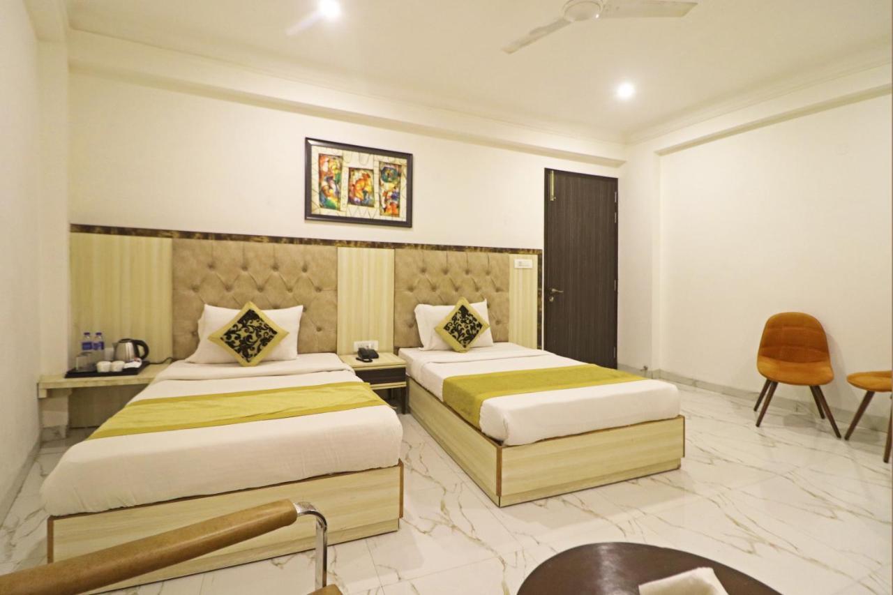 Hotel Almora Near Delhi Airport New Delhi Eksteriør billede