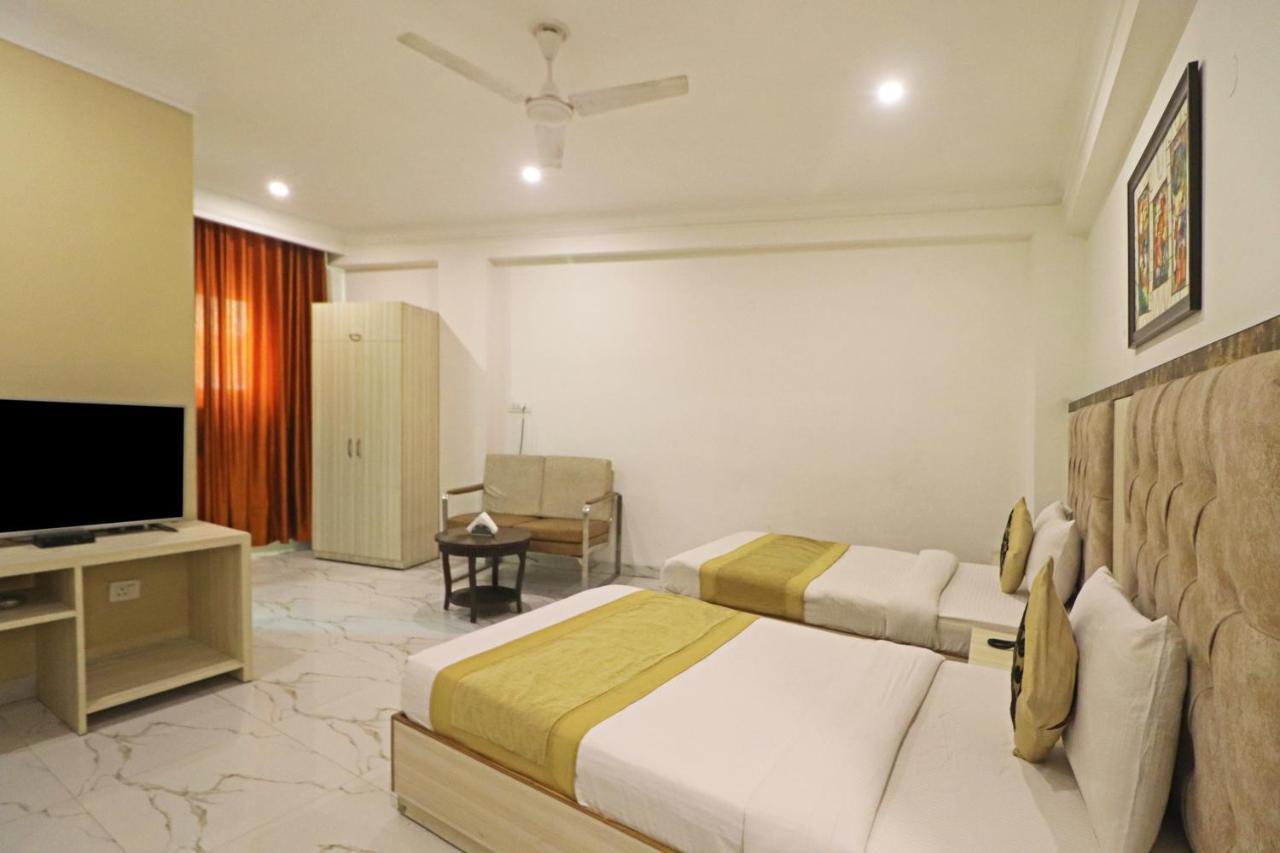 Hotel Almora Near Delhi Airport New Delhi Eksteriør billede
