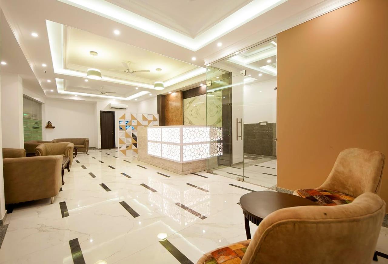 Hotel Almora Near Delhi Airport New Delhi Eksteriør billede