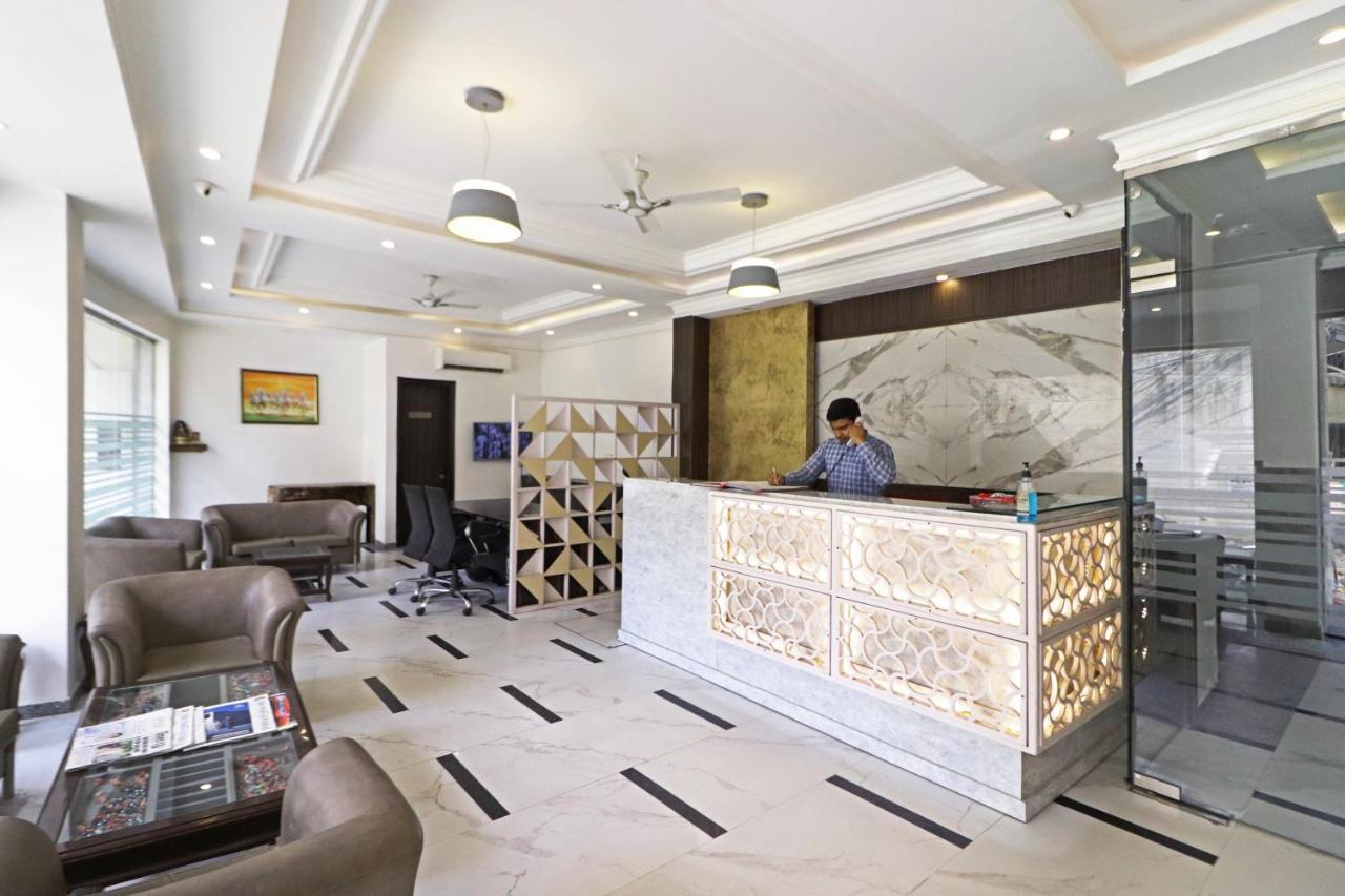 Hotel Almora Near Delhi Airport New Delhi Eksteriør billede