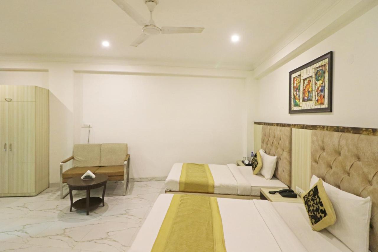 Hotel Almora Near Delhi Airport New Delhi Eksteriør billede